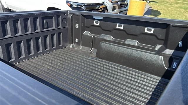 new 2026 Chevrolet Colorado car, priced at $42,106