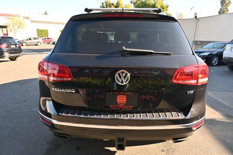 used 2016 Volkswagen Touareg car, priced at $10,995