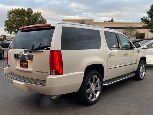 used 2012 Cadillac Escalade ESV car, priced at $14,995