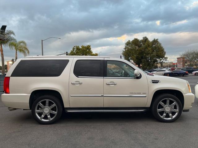 used 2012 Cadillac Escalade ESV car, priced at $14,995