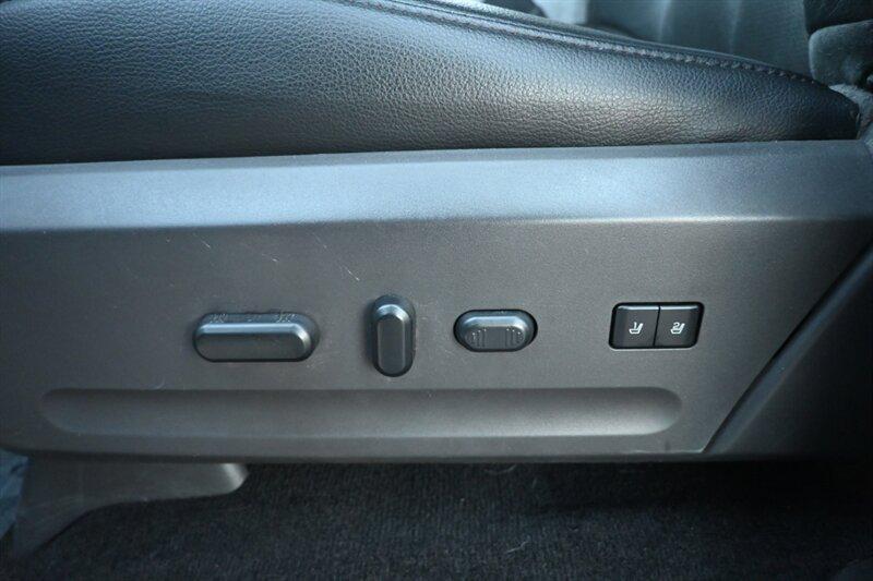 used 2013 Ford Expedition car, priced at $10,995