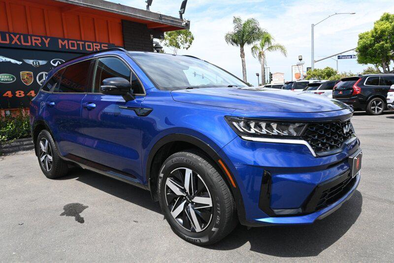 used 2022 Kia Sorento car, priced at $20,495