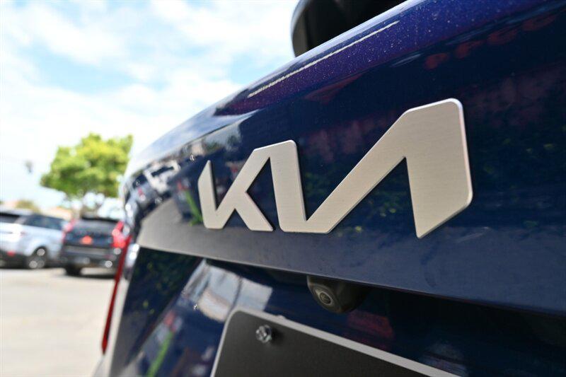 used 2022 Kia Sorento car, priced at $20,495
