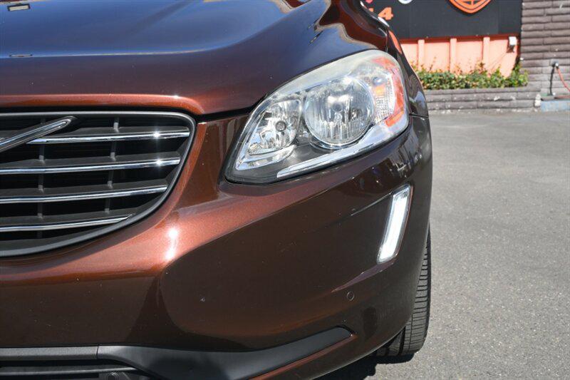 used 2015 Volvo XC60 car, priced at $11,495
