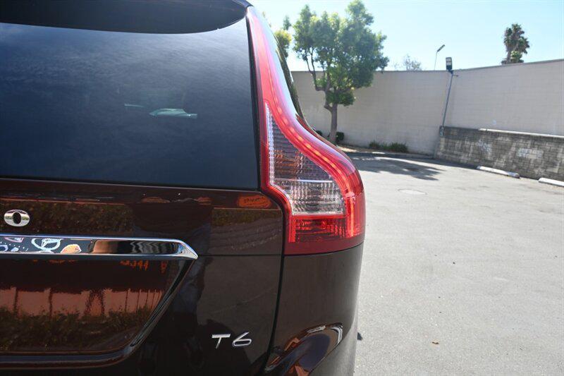 used 2015 Volvo XC60 car, priced at $11,495