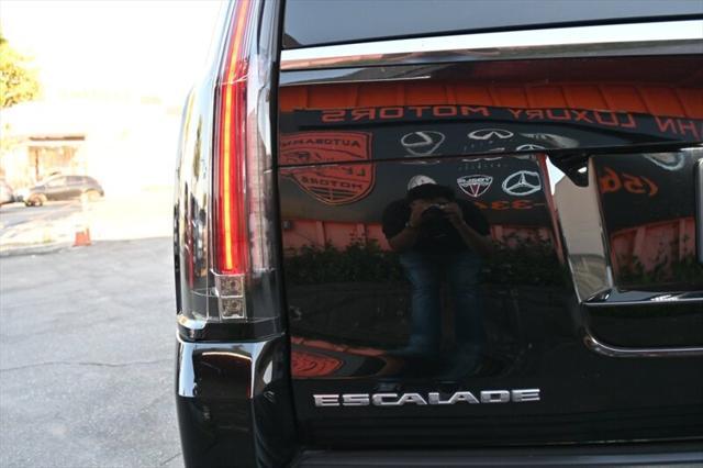 used 2016 Cadillac Escalade car, priced at $23,995
