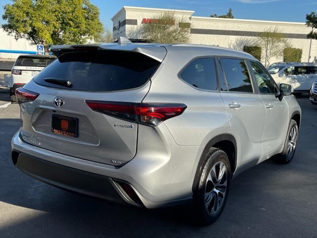 used 2023 Toyota Highlander Hybrid car, priced at $38,995