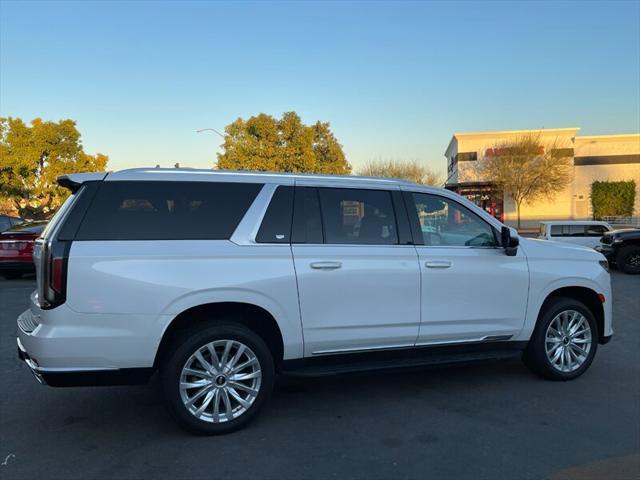 used 2022 Cadillac Escalade ESV car, priced at $63,995