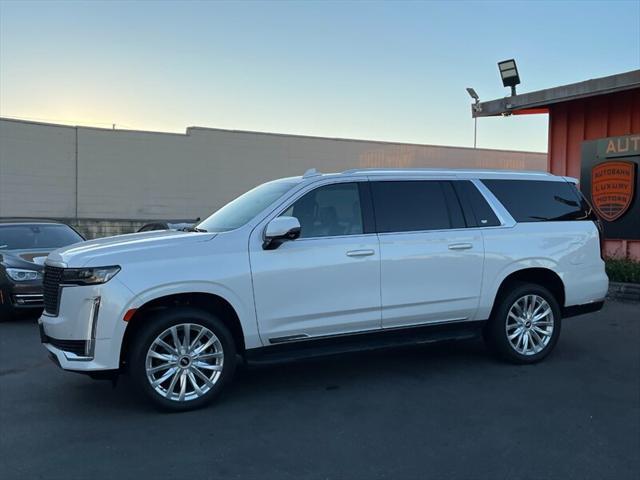 used 2022 Cadillac Escalade ESV car, priced at $63,995