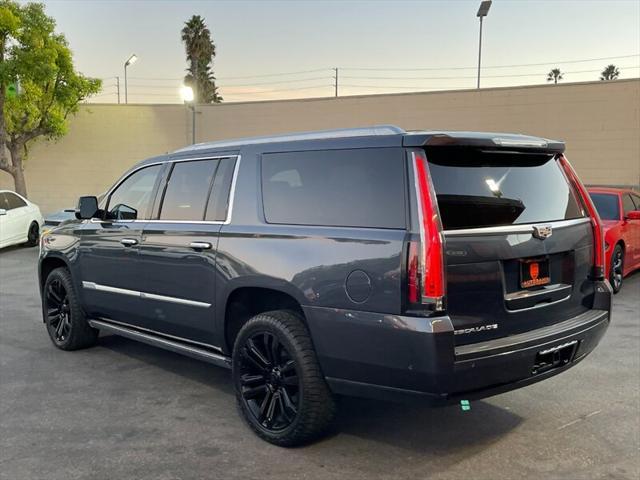 used 2019 Cadillac Escalade ESV car, priced at $40,995