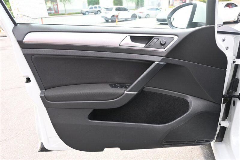 used 2016 Volkswagen e-Golf car, priced at $7,495