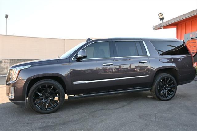used 2015 Cadillac Escalade ESV car, priced at $25,995