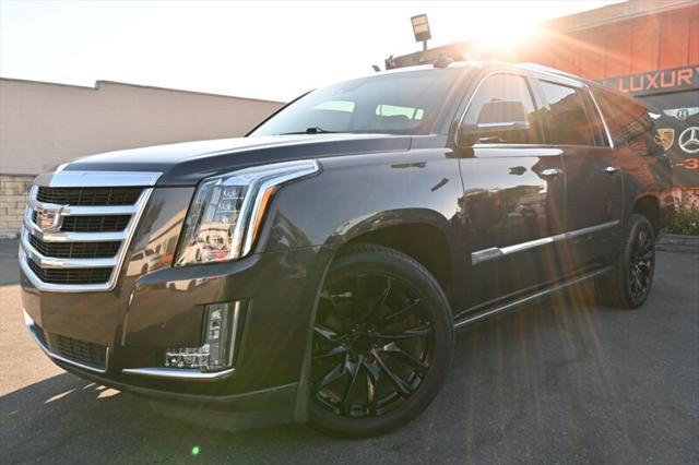 used 2015 Cadillac Escalade ESV car, priced at $25,995