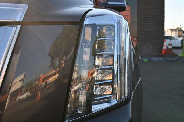 used 2015 Cadillac Escalade ESV car, priced at $25,995