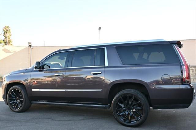 used 2015 Cadillac Escalade ESV car, priced at $25,995