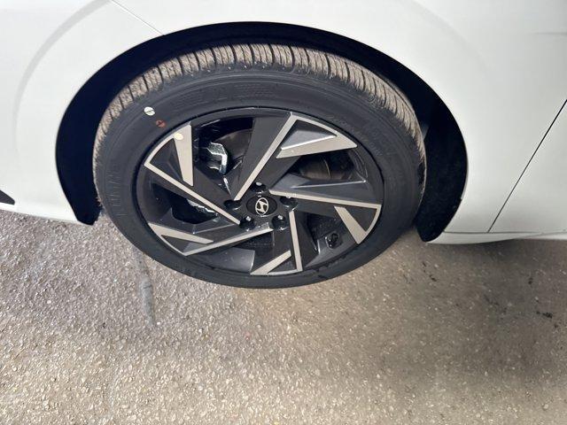 new 2025 Hyundai Elantra car, priced at $23,531