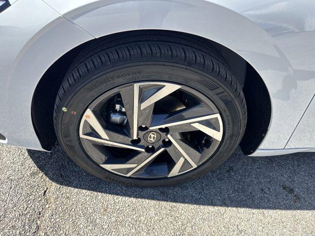 new 2025 Hyundai Elantra car, priced at $23,380