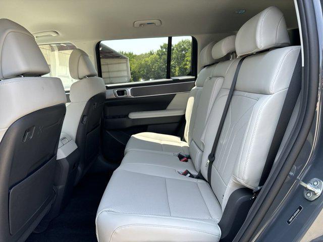 new 2024 Hyundai Santa Fe HEV car, priced at $38,850