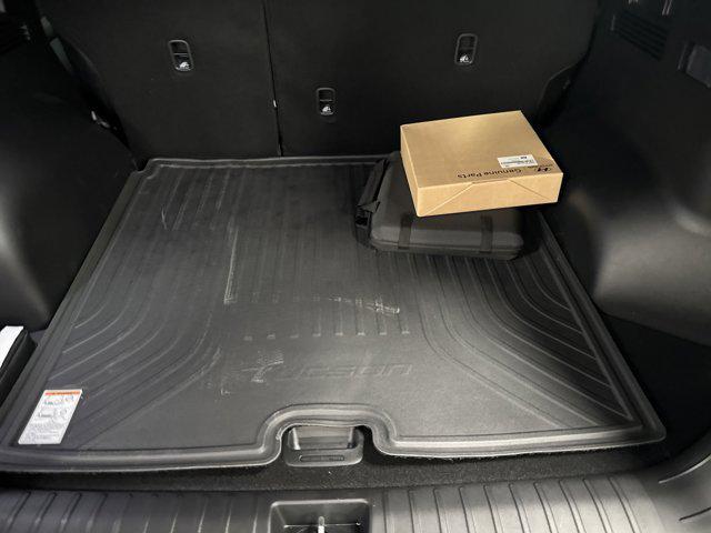 new 2025 Hyundai Tucson car, priced at $33,070
