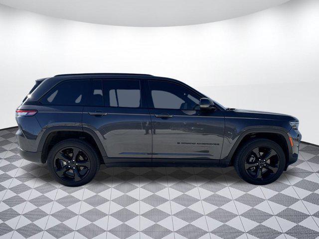 used 2024 Jeep Grand Cherokee car, priced at $36,497