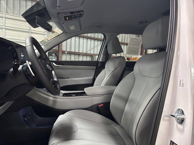 used 2025 Hyundai Palisade car, priced at $35,999