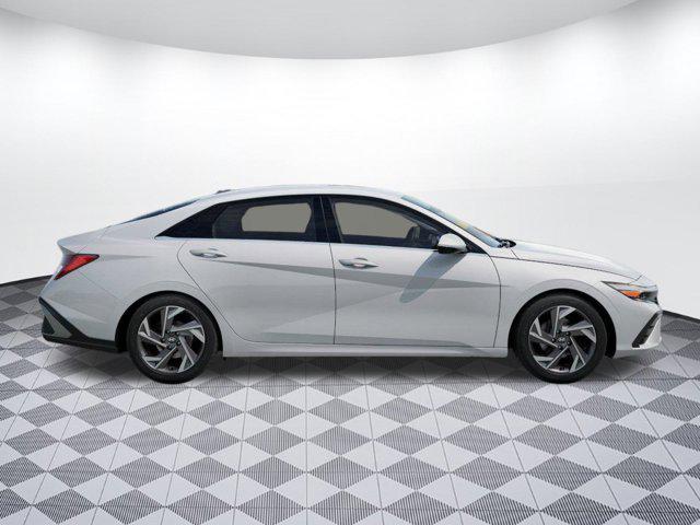 new 2025 Hyundai ELANTRA HEV car, priced at $29,102