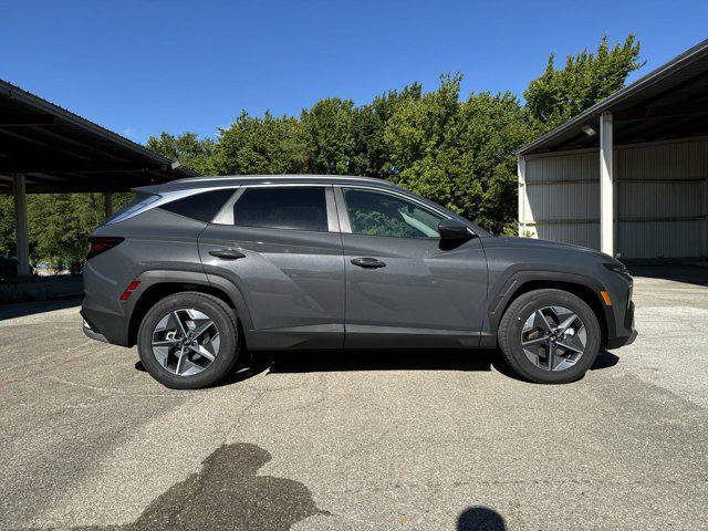 new 2025 Hyundai Tucson car, priced at $31,105