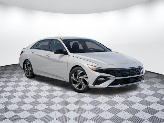 new 2025 Hyundai Elantra car, priced at $23,531