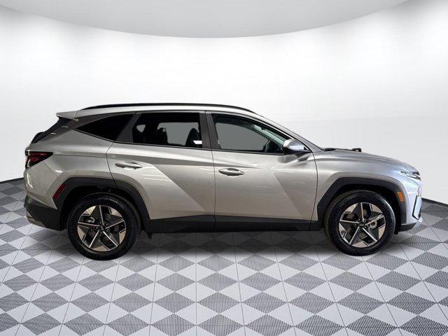 new 2025 Hyundai Tucson car, priced at $30,299