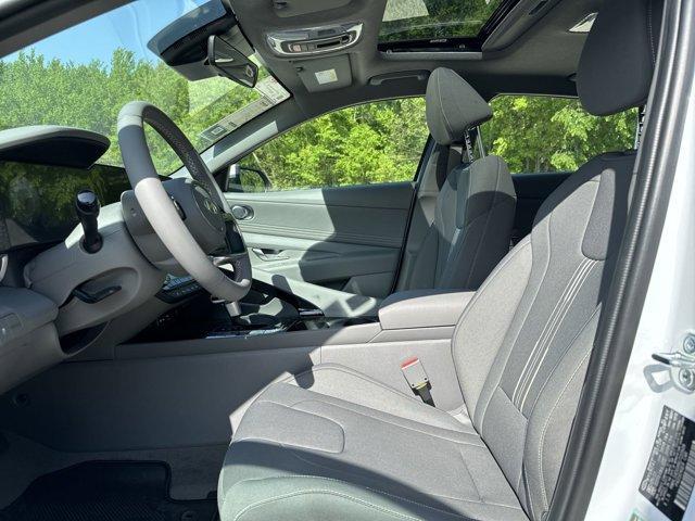 new 2024 Hyundai Elantra car, priced at $25,386