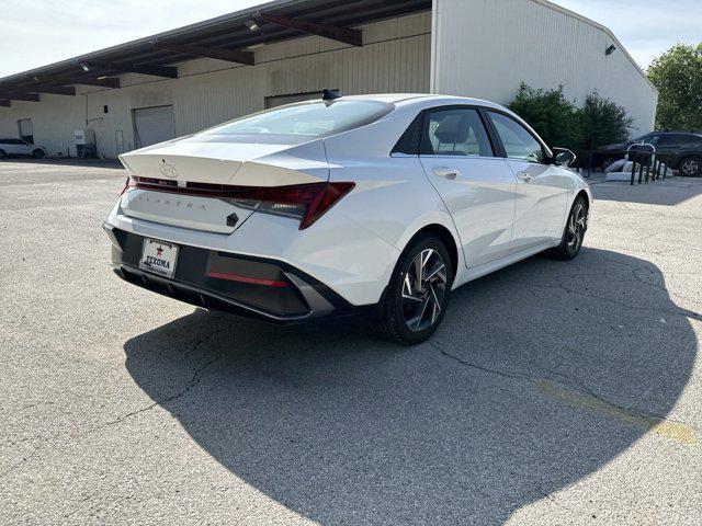 new 2024 Hyundai Elantra car, priced at $24,639