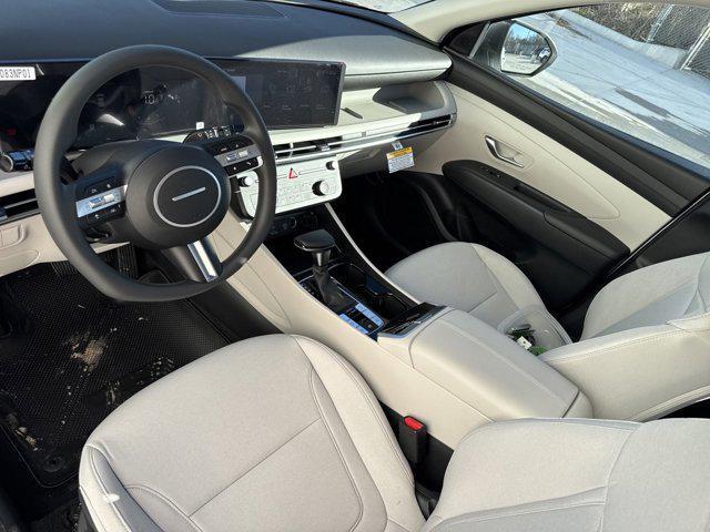 new 2025 Hyundai Tucson car, priced at $28,942