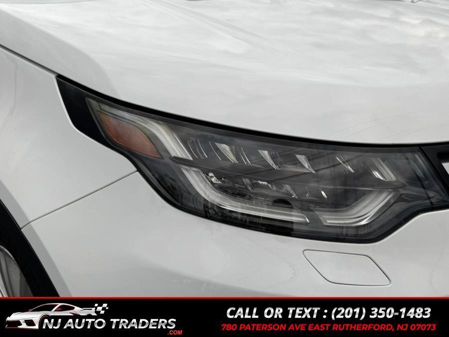 used 2017 Land Rover Discovery car, priced at $18,995