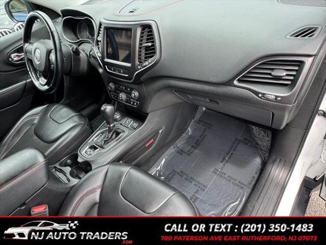 used 2021 Jeep Cherokee car, priced at $18,995