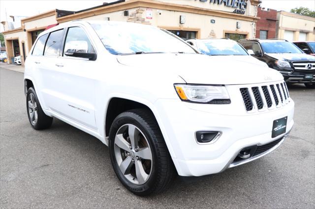 used 2015 Jeep Grand Cherokee car, priced at $16,495
