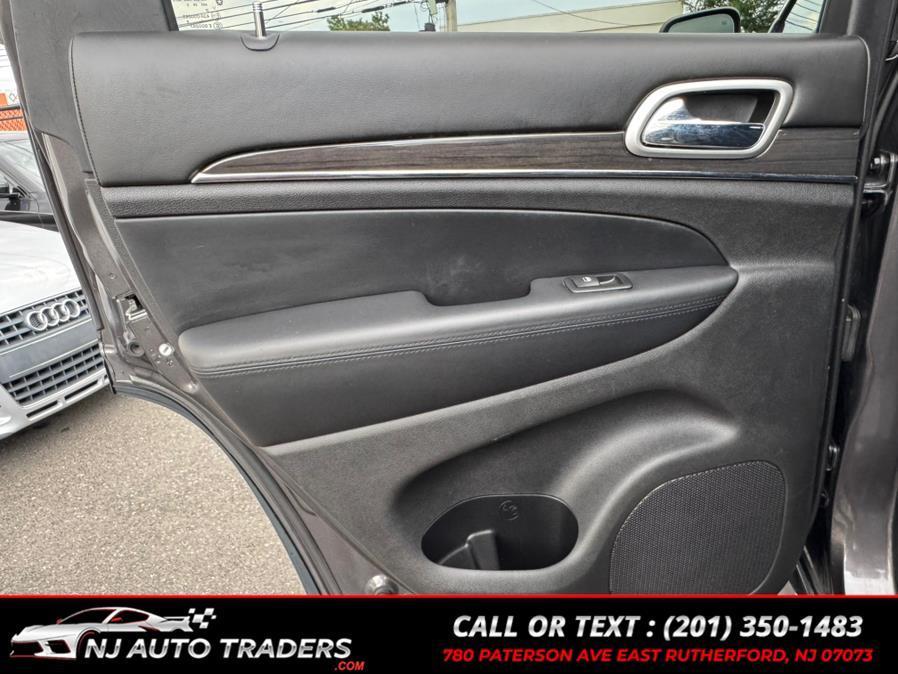 used 2015 Jeep Grand Cherokee car, priced at $15,895