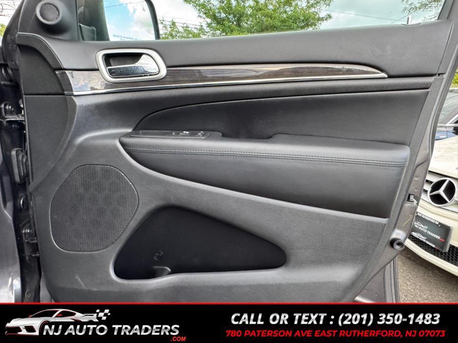 used 2015 Jeep Grand Cherokee car, priced at $15,895
