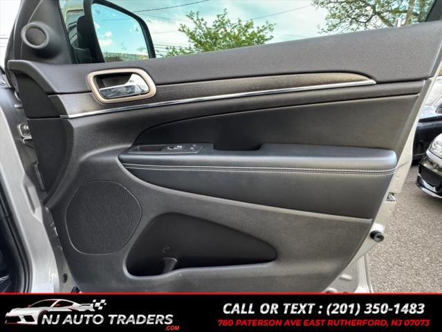 used 2017 Jeep Grand Cherokee car, priced at $12,895
