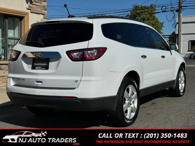 used 2017 Chevrolet Traverse car, priced at $11,988