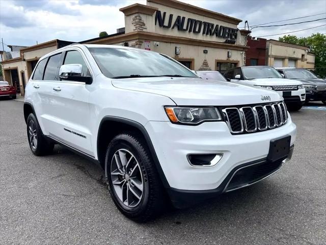 used 2017 Jeep Grand Cherokee car, priced at $15,895