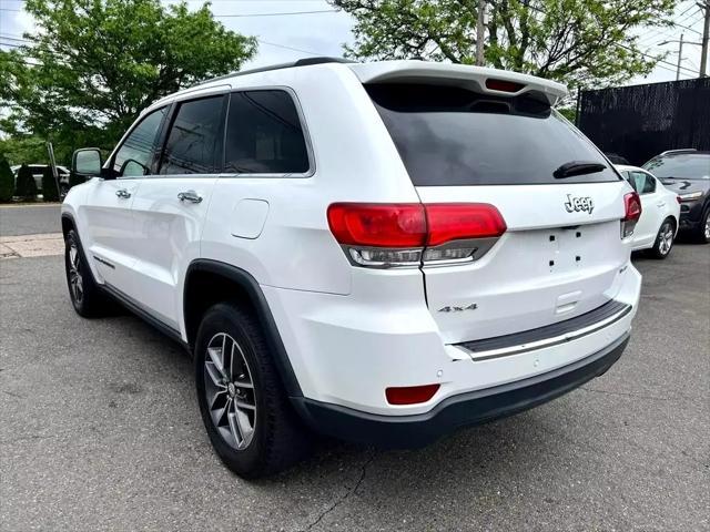 used 2017 Jeep Grand Cherokee car, priced at $15,895