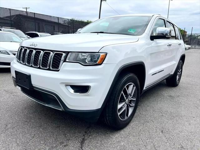 used 2017 Jeep Grand Cherokee car, priced at $15,895