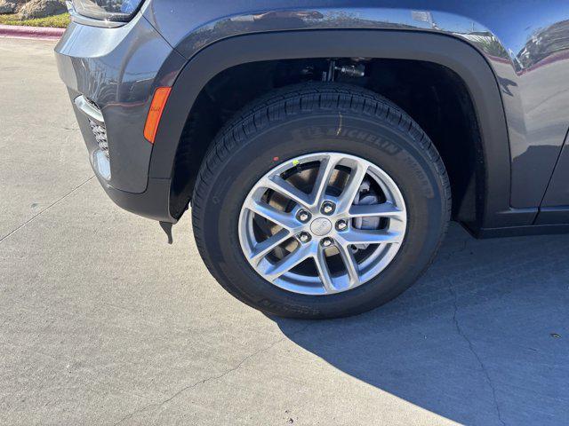 new 2025 Jeep Grand Cherokee car, priced at $38,631