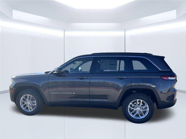 new 2025 Jeep Grand Cherokee car, priced at $38,631