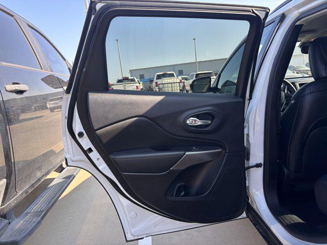 used 2022 Jeep Cherokee car, priced at $24,217