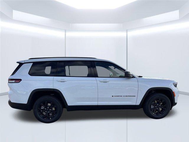 new 2025 Jeep Grand Cherokee L car, priced at $41,935