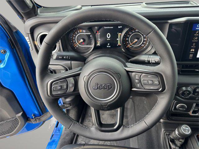 new 2025 Jeep Gladiator car, priced at $43,380