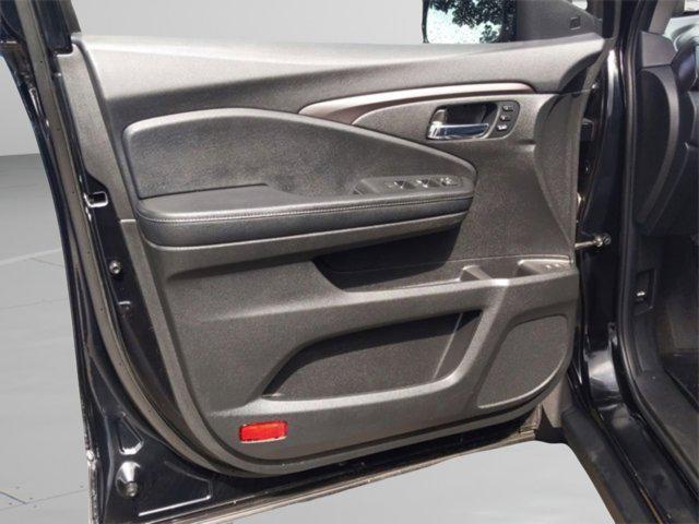 used 2022 Honda Pilot car, priced at $28,472