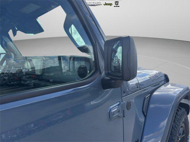 new 2025 Jeep Gladiator car, priced at $41,593