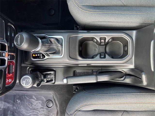 new 2025 Jeep Gladiator car, priced at $41,593